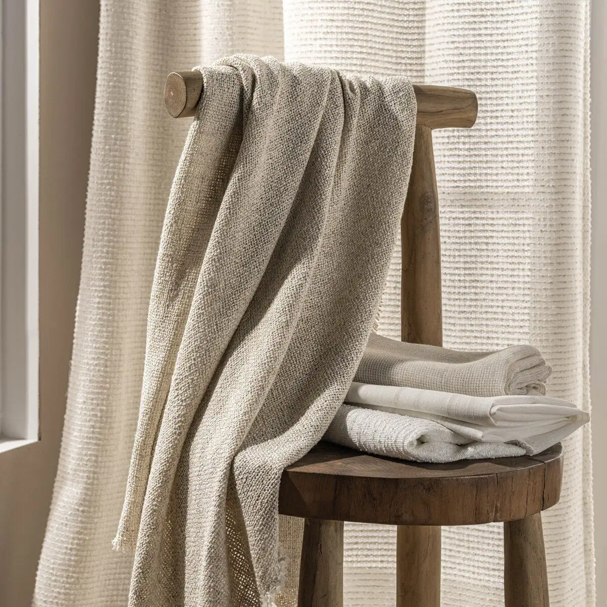 Idyllic Sheers Oyster